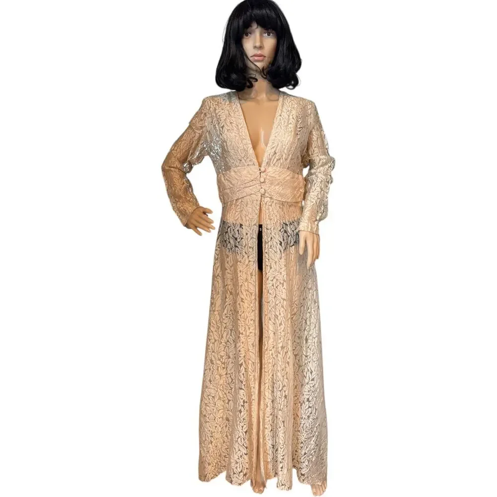 Vintage 1960s French Lace Gown Robe • Centre National du Costume medium
